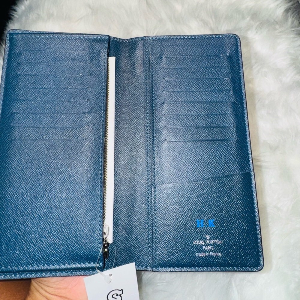 Louis Vuitton - Bifold Bleu